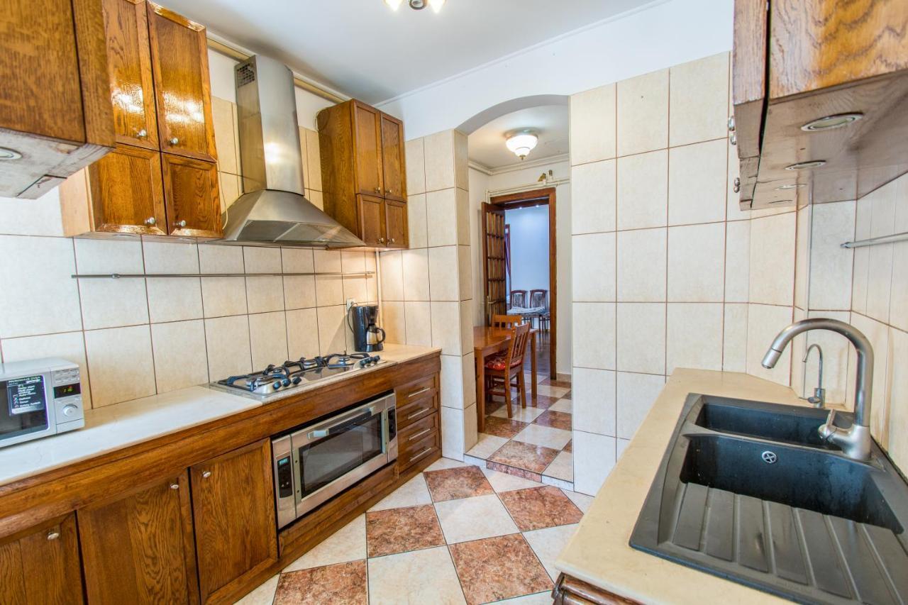 Apartment Faryna Букурещ Екстериор снимка